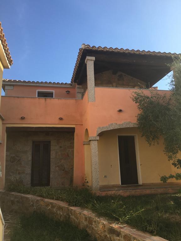 I Mari Di Gallura Apartment Сан-Теодоро Екстер'єр фото