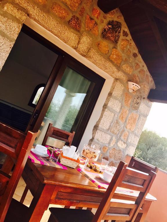 I Mari Di Gallura Apartment Сан-Теодоро Екстер'єр фото